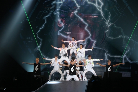 2PM『HOUSE PARTY in Japan』に3万6千人が大興奮！ライブ写真 