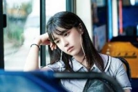 転校生ヒス役のコ・ユンジョン（第1話） 
