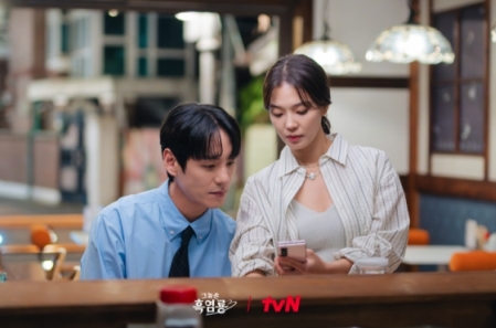 画像：tvN「그놈은 흑염룡」より