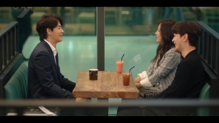 ショーウィンドウ