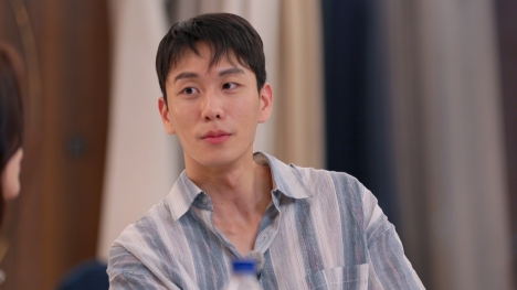 キム・ジェジン