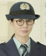 瀬下万美子（せした まみこ）役・ともさかりえ