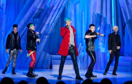 BIGBANG T.O.P、「2013 MAMA」でソロ曲「DOOMDADA」初パフォーマンス