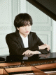 中島健人、一流ブランドのピアノをスマートにカッコよく、そしてスイートに弾く“ピアニスト・ケンティ”に